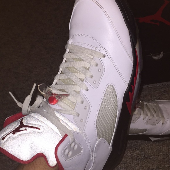 Jordan Fire Reds - Picture 7 of 8